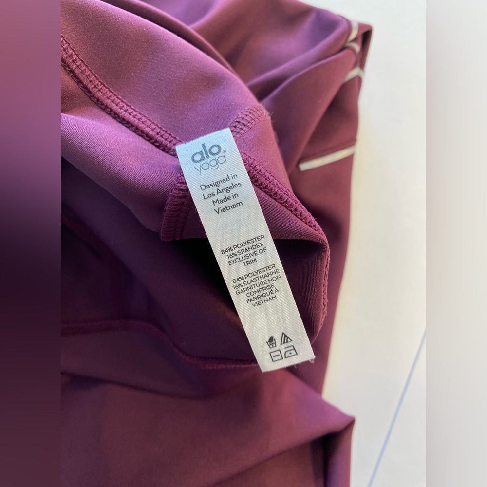 Alo Yoga High waist  Sequence  Legging  Black Plum  Large  NWOT - Picture 9 of 10